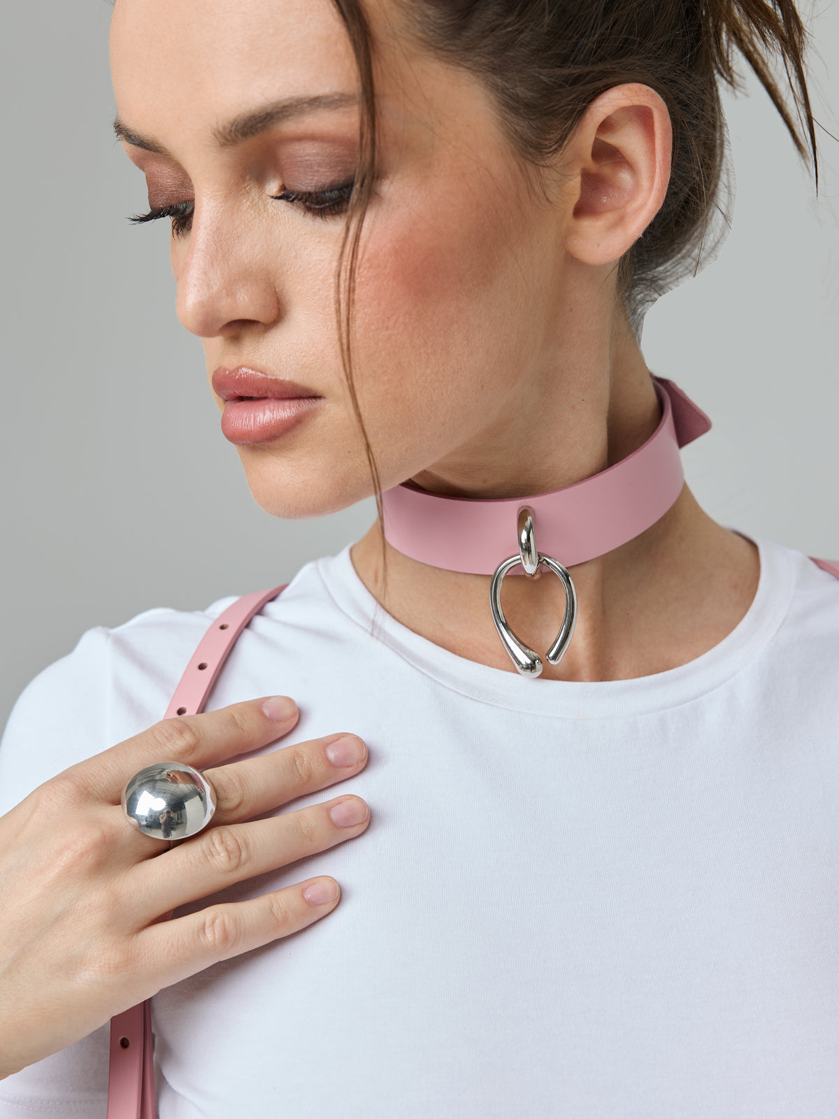 Harp Choker Pink