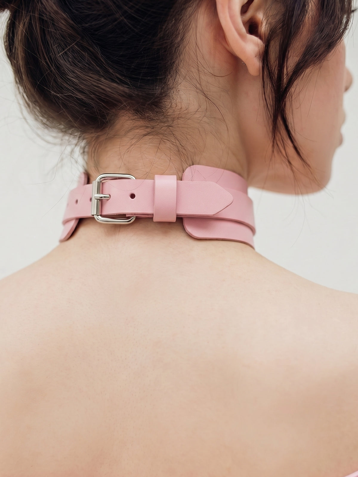 Delicate Choker Pink