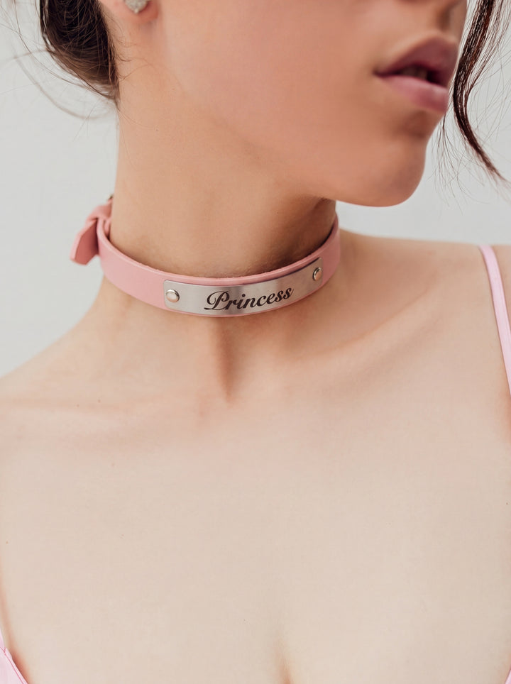 West Custom Choker Pink