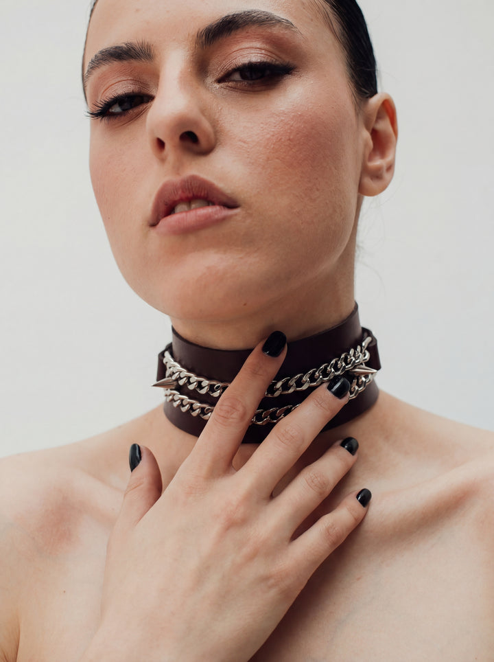 Ophelia Choker Brown