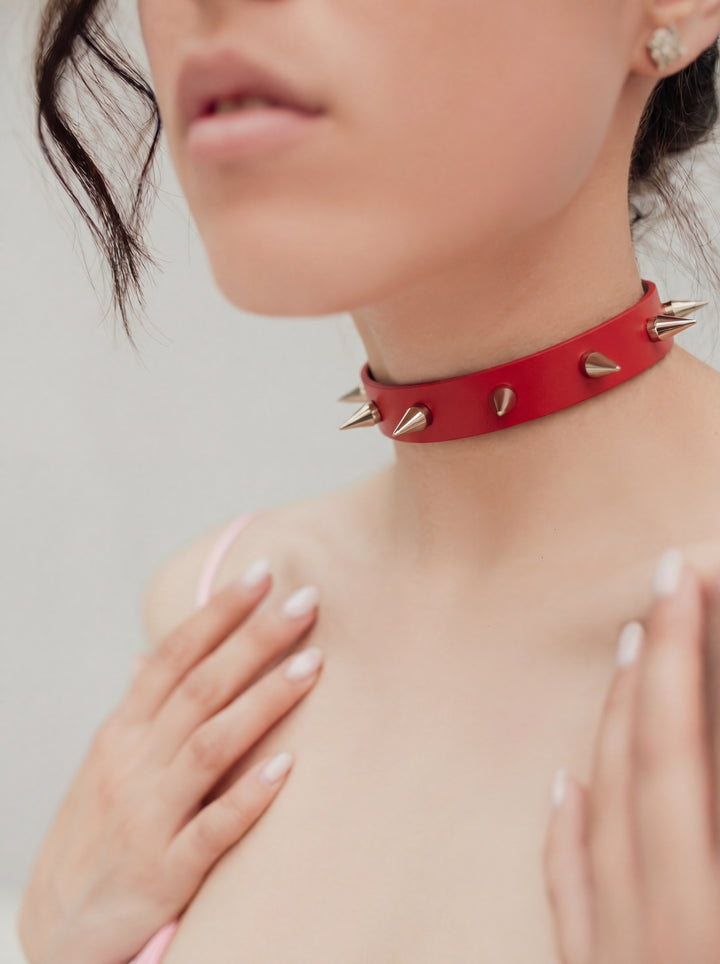 Spiked Choker Red